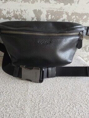 Coach Black Pebbled Leather Grade Belt Bag Fanny Pack C1413